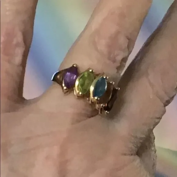 14K Gold ring with 5 marquis shaped‎ gemstones